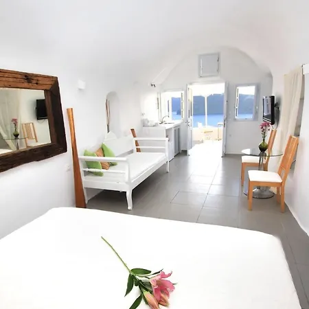 Finesse Aparthotel 3*