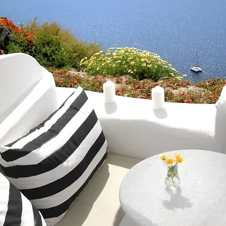 מלון דירות Finesse 3*